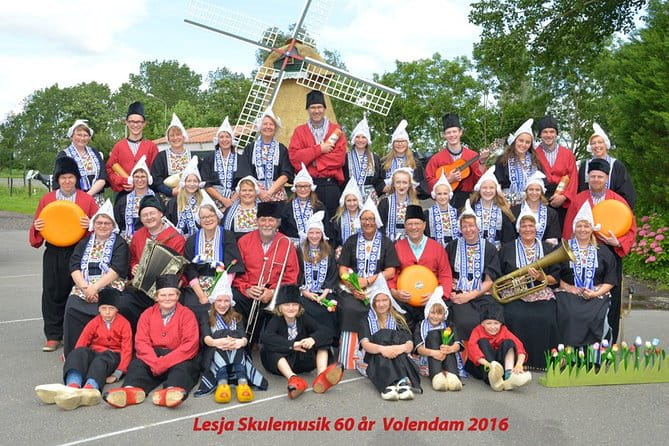 Dutch Experience in Volendam with Traditional Outfits - Final Thoughts: Who Will Love This?
