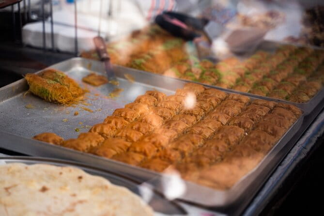 Dutch Street Food Tour on Amsterdam Market - Pricing and Value Assessment