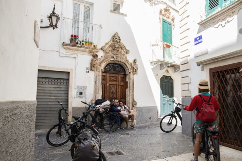 e-Bike ring tour between Martina Franca and Locorotondo - Final Scenic Stop and Return to Martina Franca