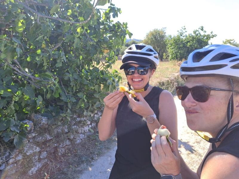 E-Bike Tour in Ostuni. Huge olive trees and a rock village - FAQ