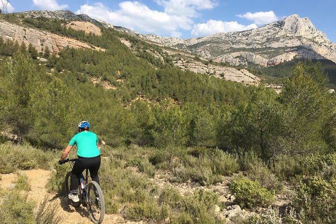 E-Bike Tour of Sainte Victoire Mountain, Aix-En-Provence - Climbing Sainte Victoire