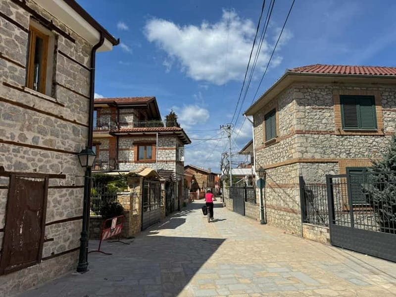 E-biking across the border, from Ohrid to Albania. - Key Points / Takeaways