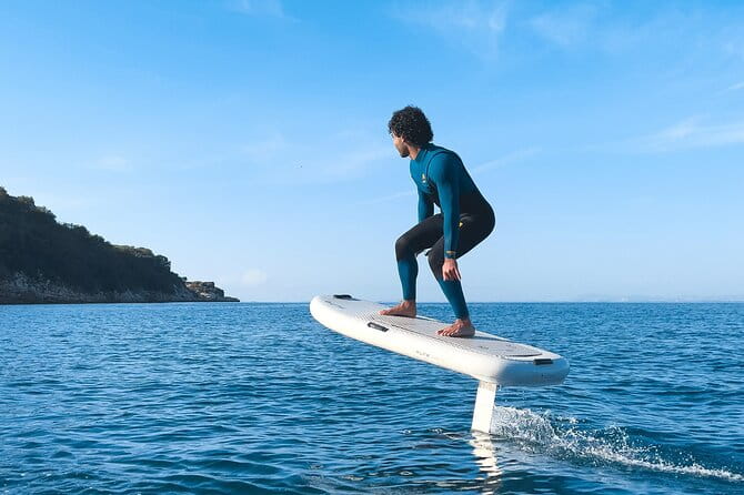 E-foil experience in Capri: fly over the sea - FAQ