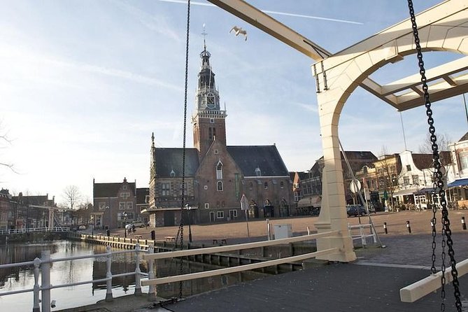 E-Scavenger Hunt Alkmaar: Explore the City at Your Own Pace - Getting to Alkmaar