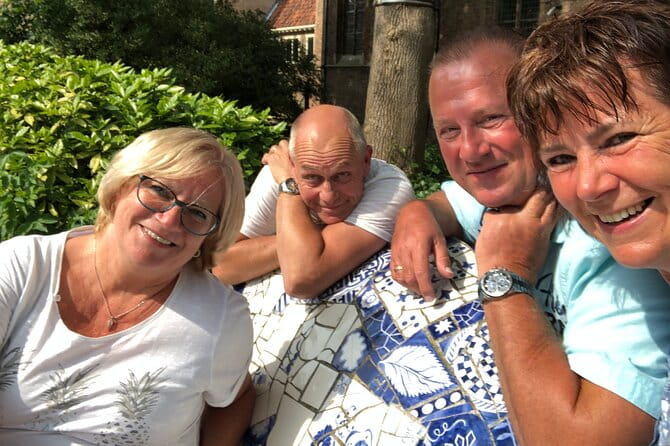 e-Scavenger hunt Volendam: Explore the city at your own pace - Who Will Love This Tour?