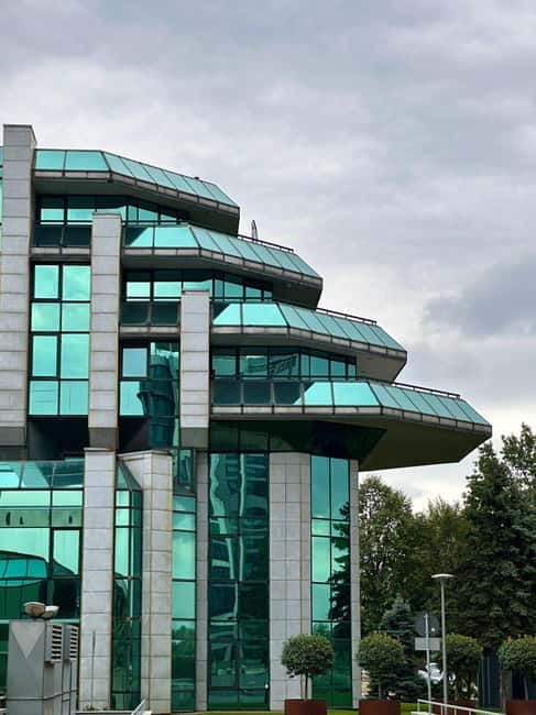 E Scooter Communist tour New Belgrade - Key Points/Takeaways