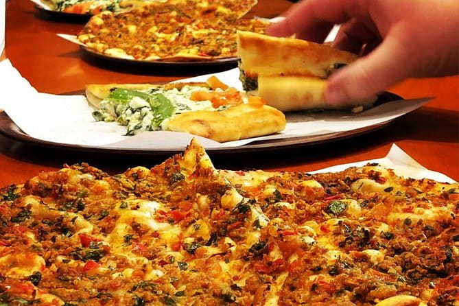 East Meets West: Berlins Street Art & Culinary Culture - FAQ