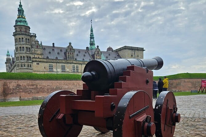 Easy Tour Winter, Kronborg Castle and Fredriksborg Palace - Key points / Takeaways
