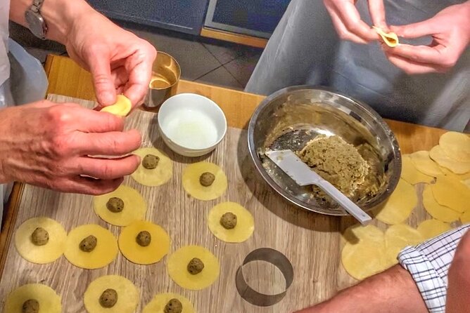 Eat Like a Local - Additional Considerations