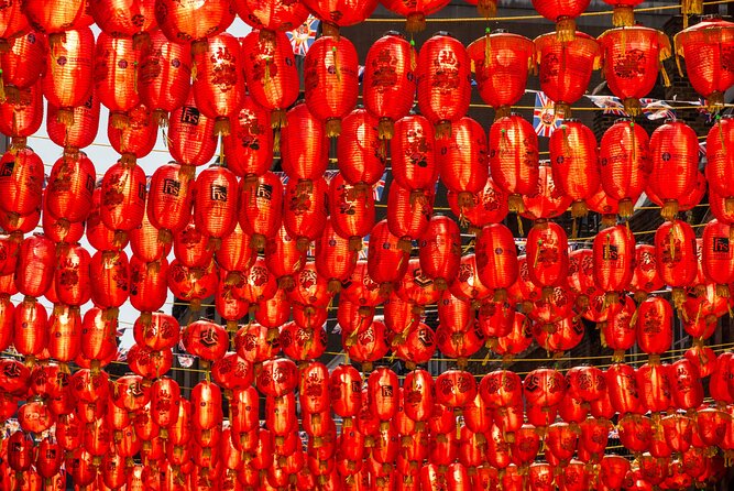 Eating London: Twilight Soho Food & Drinks Tour - Taste Iconic Buns