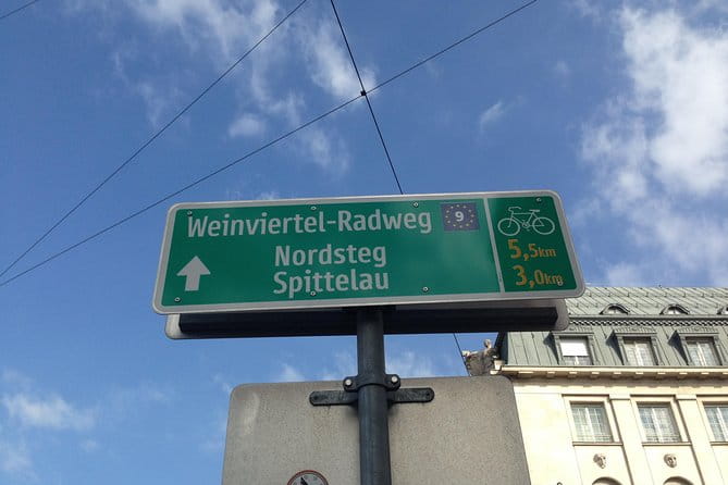 eBike for explorer Vienna 60min with Guide - ride the bike for the whole day - Key points / Takeaways