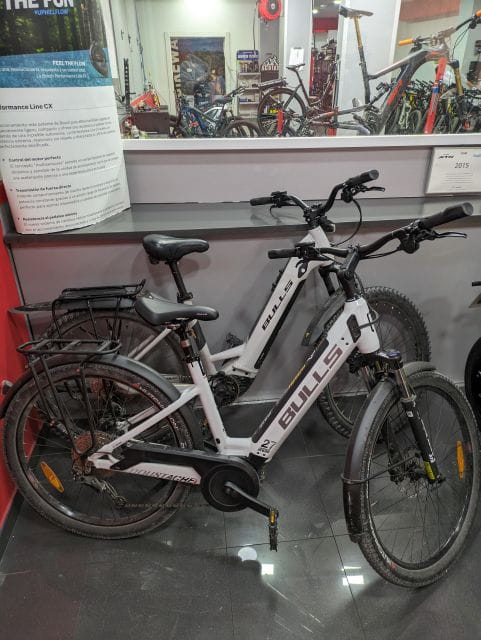Ebike Rental -Granada - Rental Inclusions and Exclusions