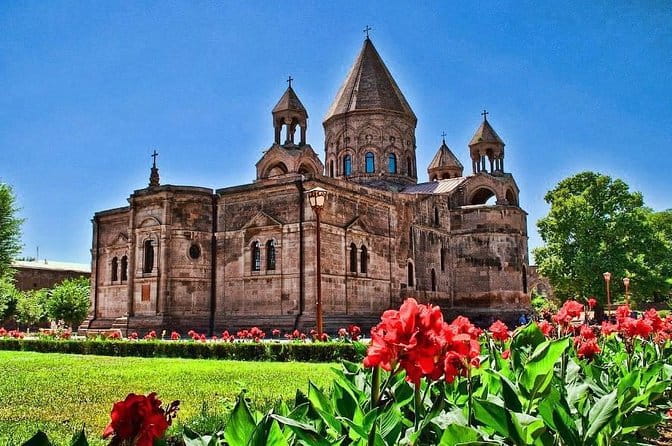 Echmiadzin (Hripsime, Gayane, Mother Cathedral) and Zvartnots Temple - Key Points / Takeaways