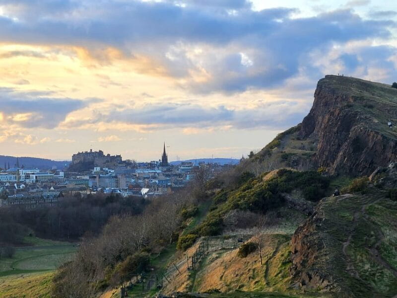 Edimbourg : Visite guidée privée en français avec Clémentine - Who Would Enjoy This Tour?