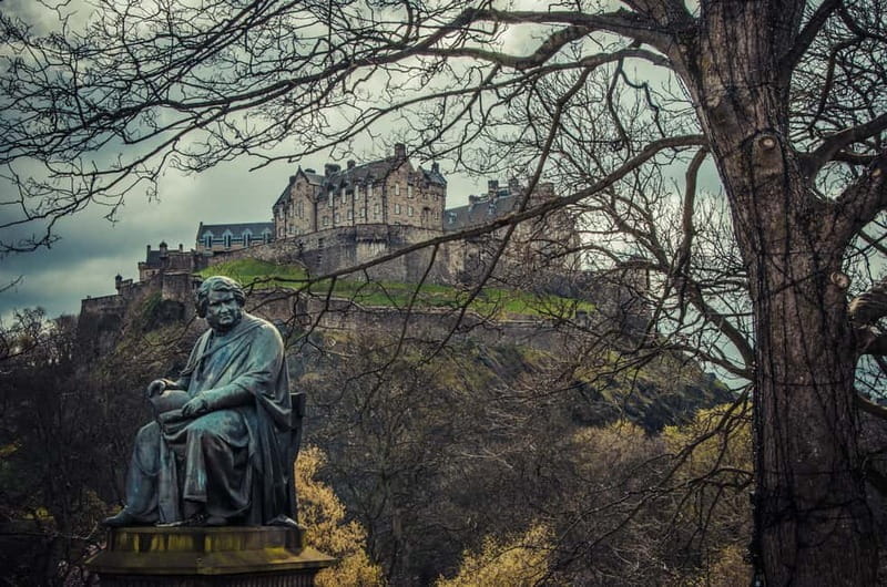 Edinburgh Castle: Guided Tour in Spanish - FAQ