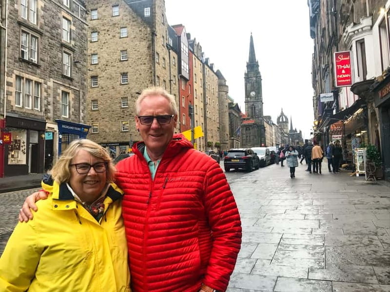 Edinburgh: Custom Highlights & Hidden Gems Tour with a Local - Key points / Takeaways