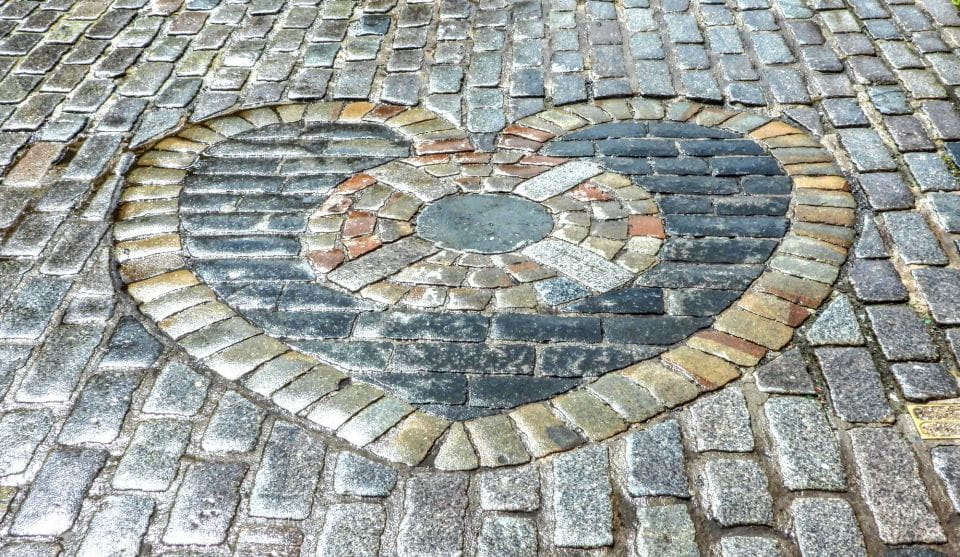 Edinburgh: Dark History Royal Mile Walking Tour - Frequently Asked Questions