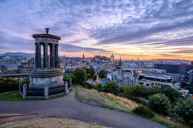 Edinburgh Darkside Walking Tour: Mysteries, Murder and Legends - Calton Hills Dark History