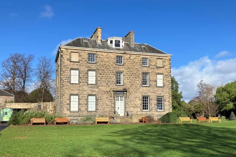 Edinburgh: Dean Village, Circus Lane & Botanic Garden Walk - FAQ