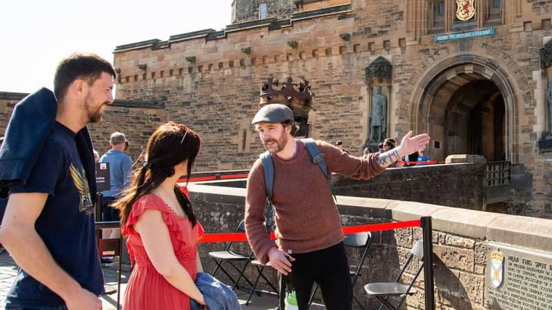 Edinburgh: Edinburgh Castle Guided History Tour with Tickets - Key points / Takeaways
