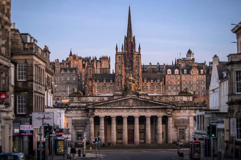 Edinburgh: Full-Day Walking Tour with Edinburgh Castle - Introduction: Why You’ll Love This Tour