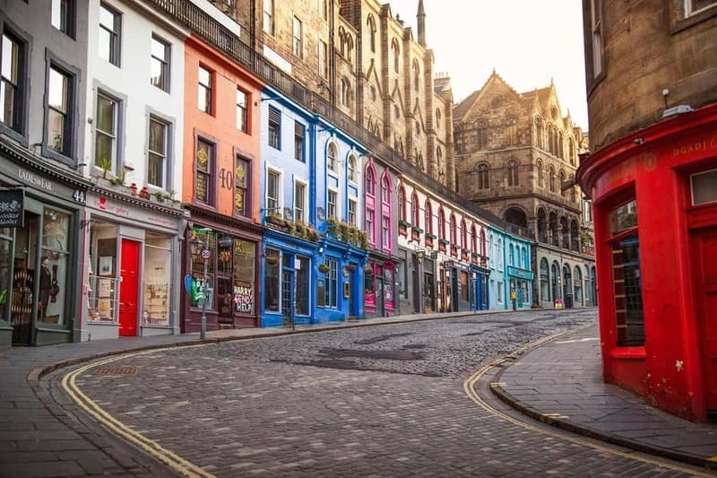 Edinburgh: Full-Day Walking Tour with Edinburgh Castle - Is This Tour Worth the Price?