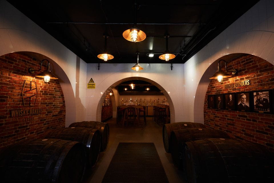 Edinburgh: Glenkinchie to Johnnie Walker Whisky Tour - Scotch Whisky Production Process