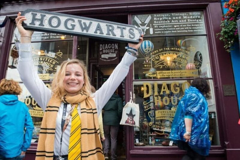 Edinburgh: Harry Potter Tour & Amazing Illusions Experience - Exploring Edinburgh’s Harry Potter Connection
