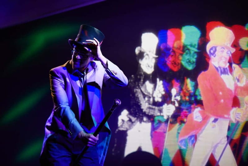 Edinburgh: Johnnie Walker Princes Street - Live Performances and Storytelling