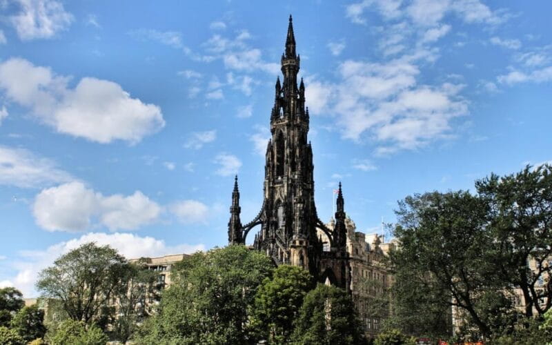 Edinburgh New Town: City Walking Tour & Exploration Game - Final Thoughts: Who Should Try This?