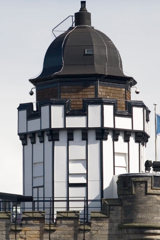 Edinburgh: Old Town Walking Tour with an APP - Why You’ll Love This Edinburgh Old Town Tour