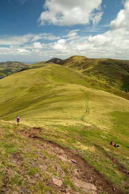 Edinburgh: Pentland Hills Guided Nature Hike - Discovering the Pentland Hills: A Guided Nature Hike Near Edinburgh