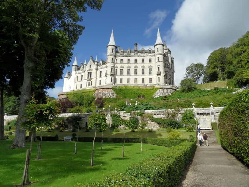 Edinburgh: Private Guided Walking Tour - The Value of a Private Guide