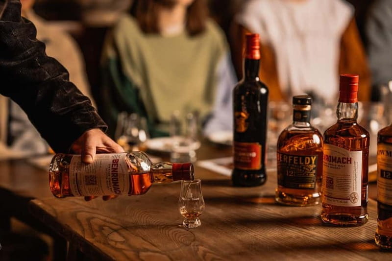 Edinburgh: Small-Group History of Whisky Tour with Tasting - Key Points / Takeaways