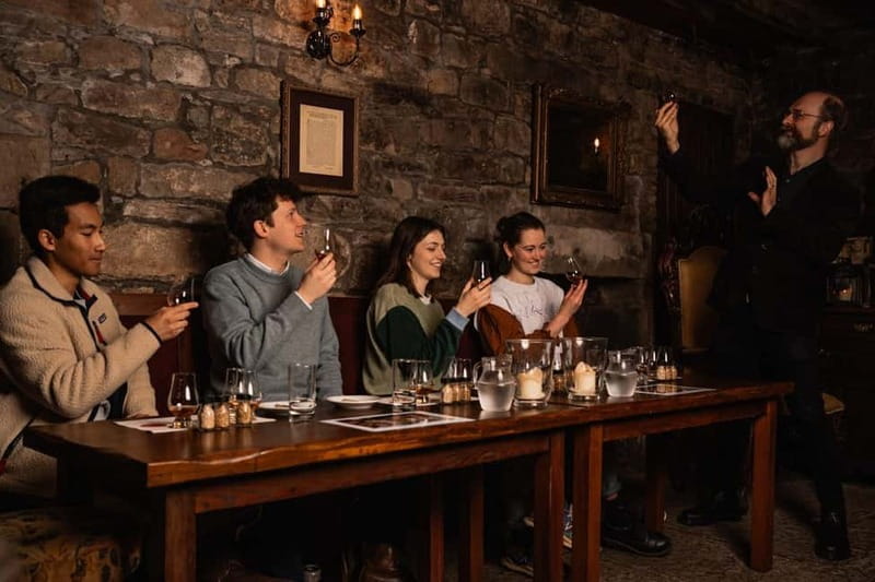 Edinburgh: Small-Group History of Whisky Tour with Tasting - Whiskies and Tasting Experience