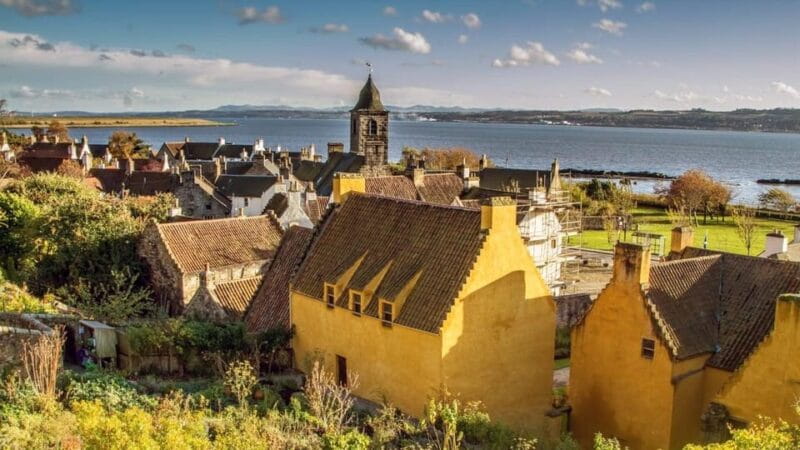 Edinburgh Top Outlander Highlights Walking Tour - Exploring Culross: Step Back in Time and Into Outlander