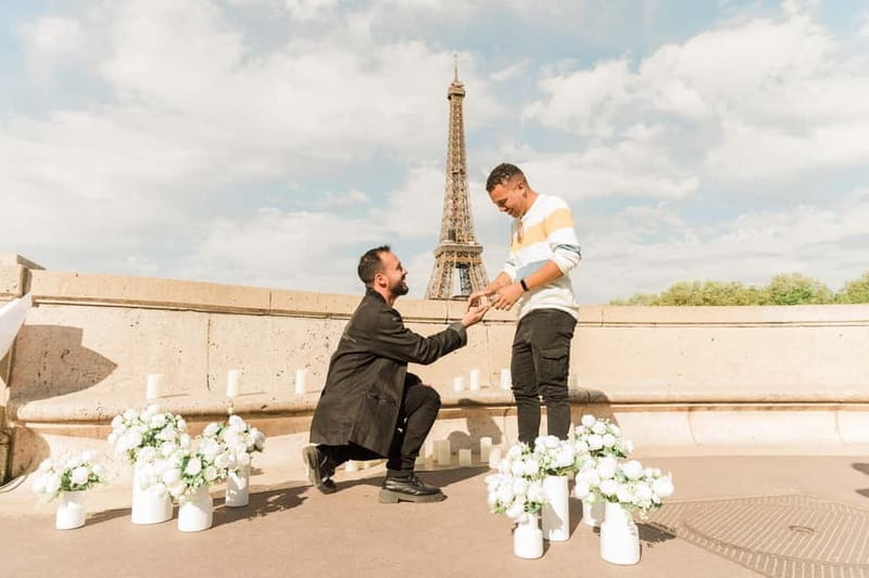 Eiffel Tower Proposal lgbtqia+ / 1h Photographer - A Closer Look at the Eiffel Tower Proposal Experience