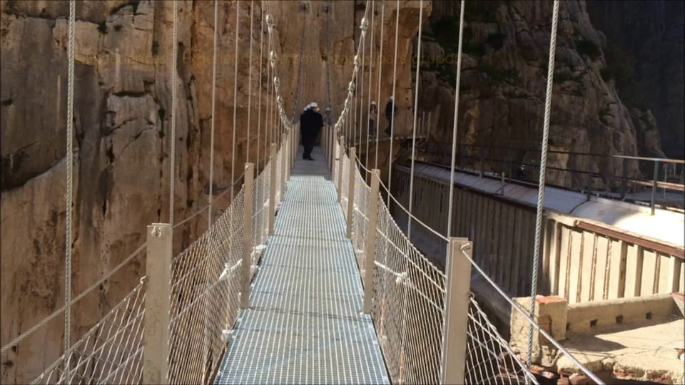 El Chorro: Caminito Del Rey Gorge Route Guided Walking Tour - Experience Highlights