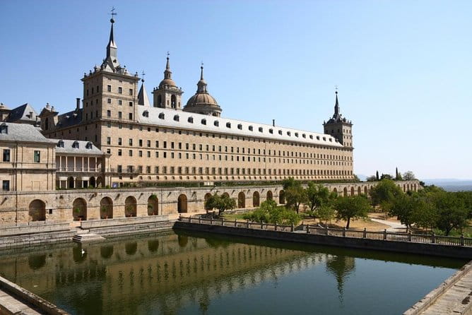 El Escorial, Valley & Segovia day tour from Madrid - Introducing the El Escorial, Valley & Segovia Day Tour from Madrid