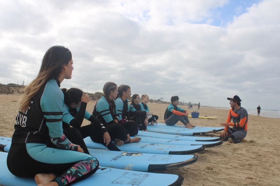 El Palmar: Group Surf Class. - Instruction for All Levels