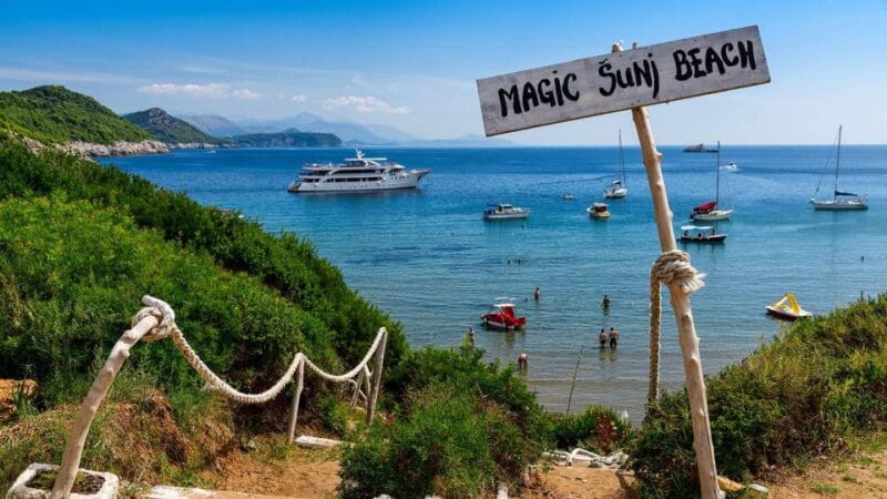 Elaphite Islands Cruise and Blue Cave Snorkeling Boat Tour - Exploring the Elaphite Islands: What to Expect