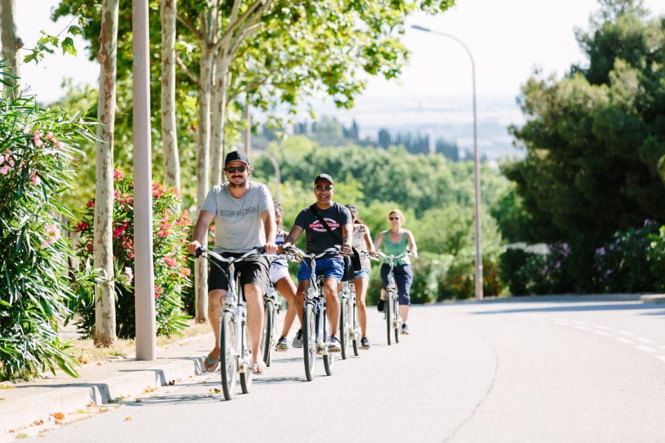 Electric Bike Tour of Montjuic and Barcelona - Biking Tips