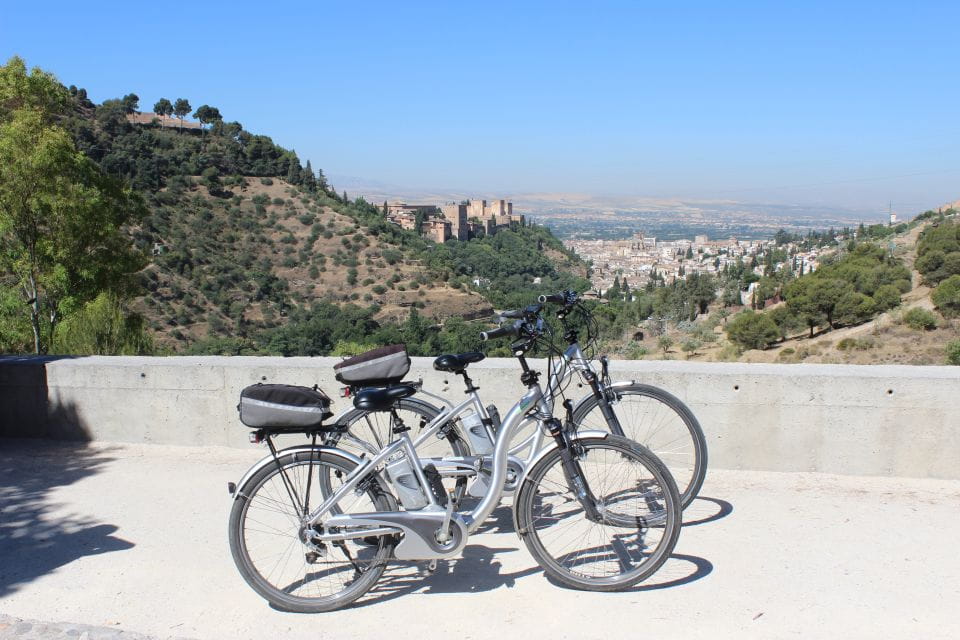 Electric Bike Tour With 2 Options to Explore Granada - Tour Options