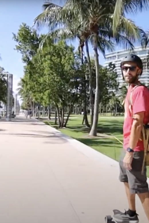 Electric Skateboarding Tours Miami Beach With Video - Lunch at La Sandwicherie