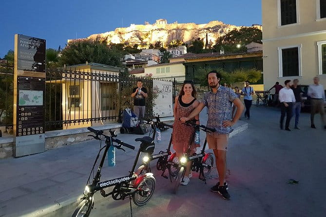 Electricityrides | E-Bike Night Rides - Group Size