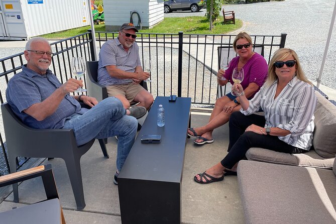 Elegance Unforgettable Tesla Wine Tour & Lunch - Pickup/Meeting Information