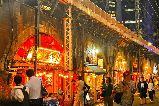 Elegant Tokyo Twilight Walk & Local Dining Experience - Key Points