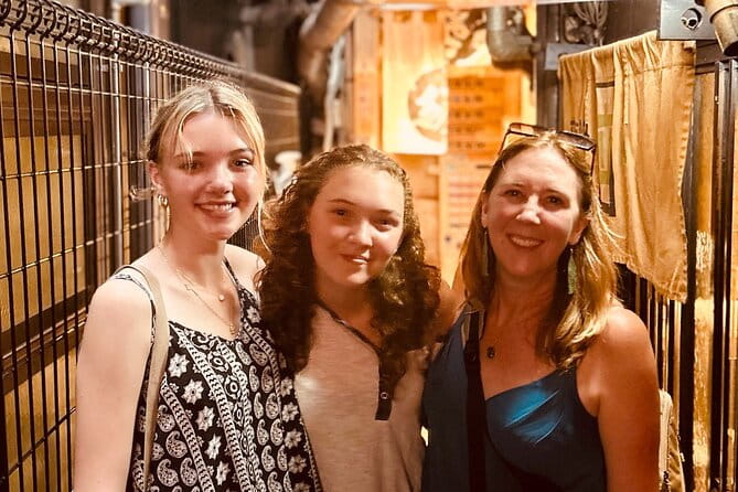 Elegant Tokyo Twilight Walk & Local Dining Experience - Additional Details