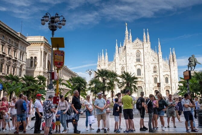 Elevated Ecstasy: Duomo Discovery & Rooftop Marvels! - Who Will Love This Tour?