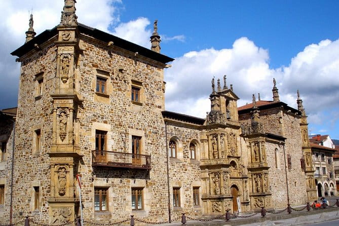 Elorrio, Oñati and Arantzazu Sanctuary - The Sanctuary of Arantzazu: A Modern Sacred Marvel